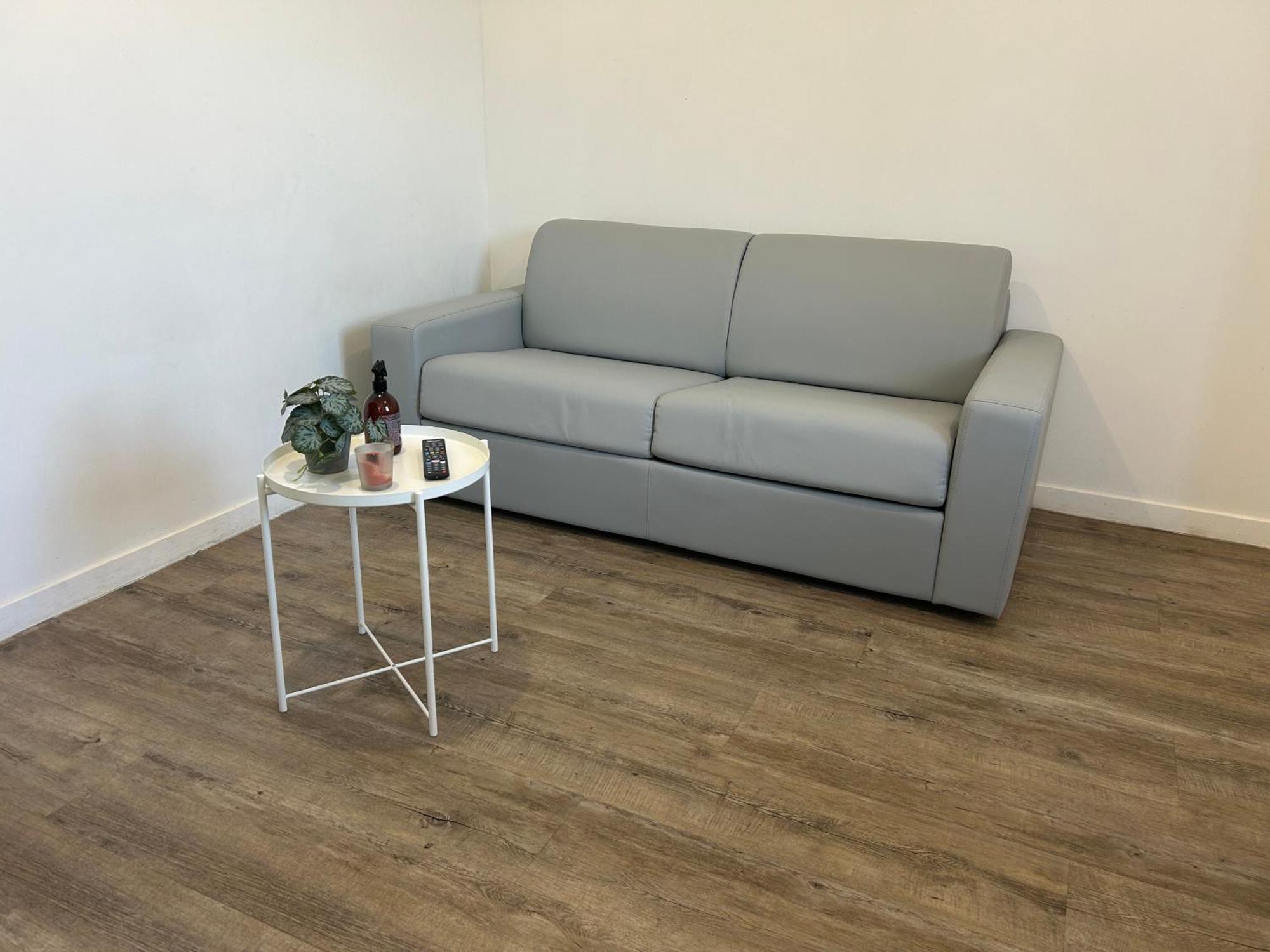 Superbe Studio Meuble Avec Parking 모뵈주 외부 사진